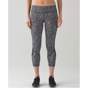 lululemon Pace Rival Crop Mid-Rise 22”